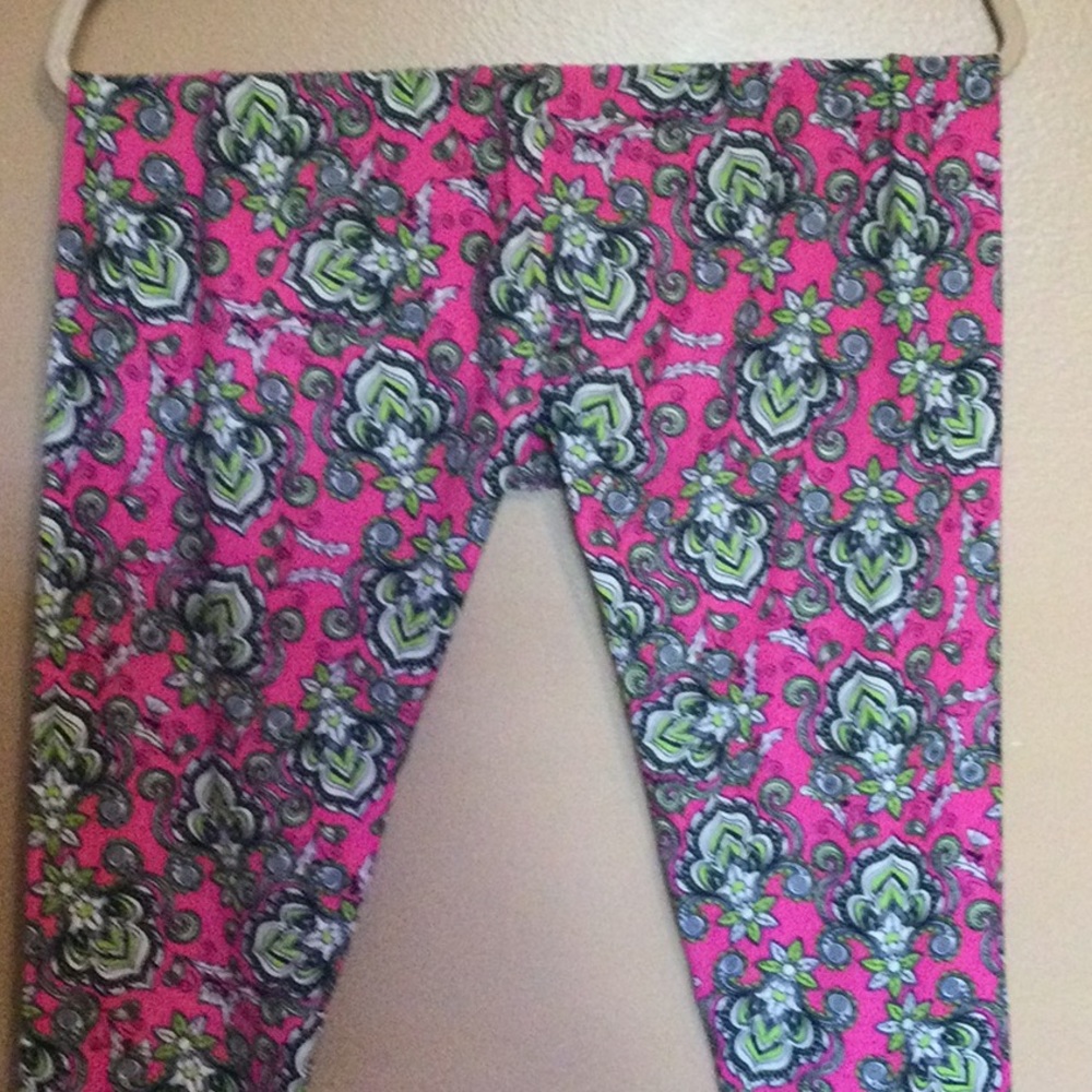 Brand new Lularoe Leggings, size TC, floral pattern with pink, white, green